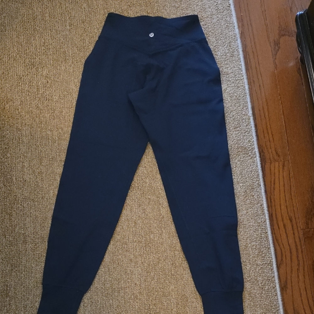 Lululemon Align HR Joggers In True Navy Size 6
